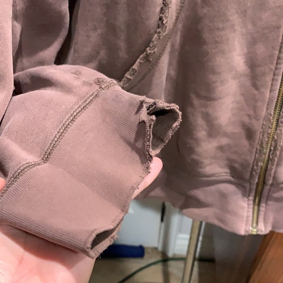 Brown foot locker hoodie size XXL - Picture 3 of 11